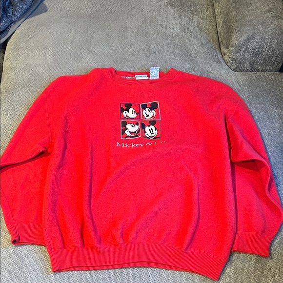 Disney World Other - Vintage Disney sweater